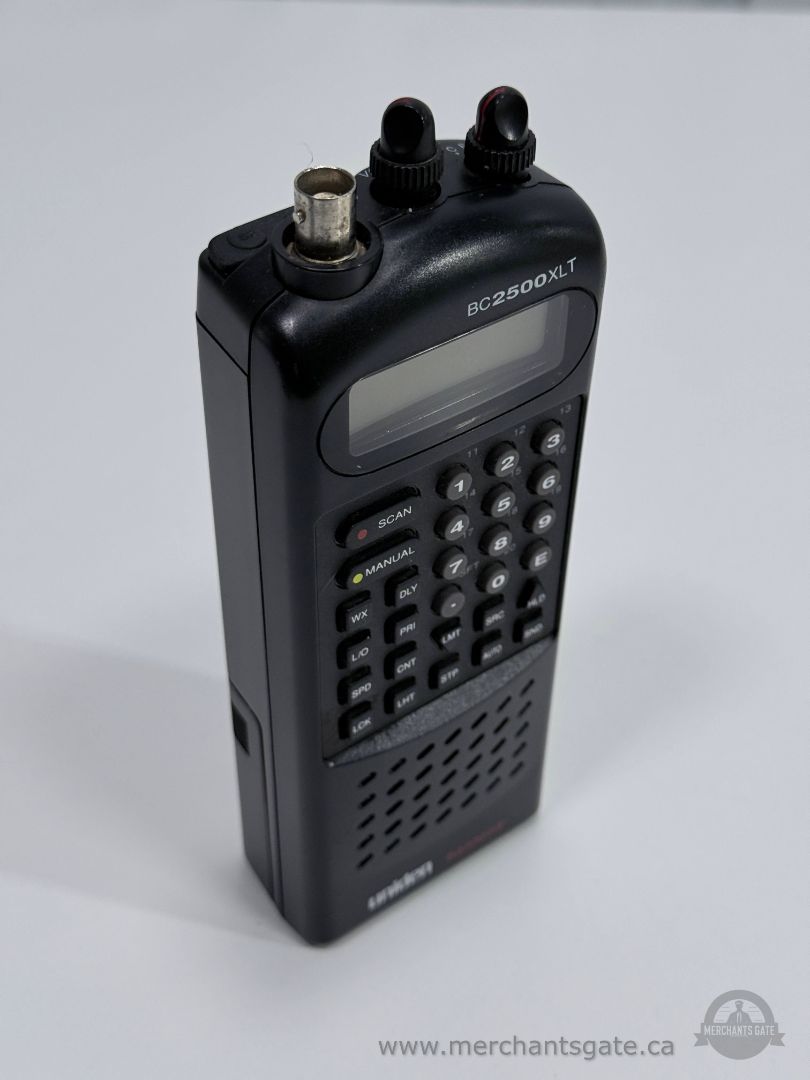 Uniden BC2500XLT Bearcat Scanner Radio Handheld Police Scanner Untested