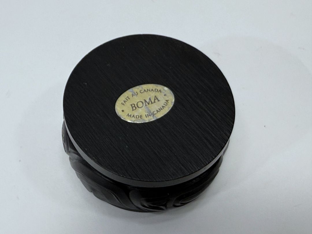 Vintage Boma Totem-Inspired Carved Trinket Box – 3”