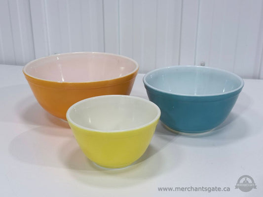 Vintage Pyrex Color Nesting Mixing Bowls Set Yellow Blue Orange