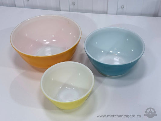 Vintage Pyrex Color Nesting Mixing Bowls Set Yellow Blue Orange