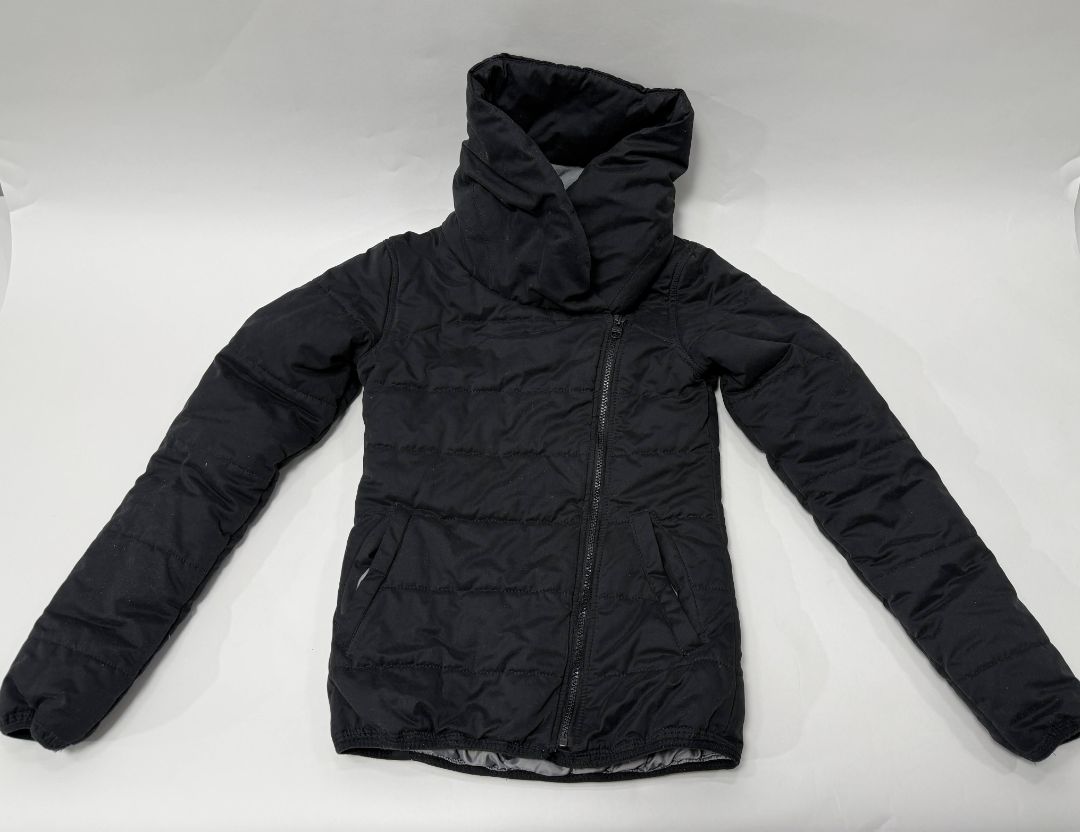 Bench Women’s XS Jacket – Black, Puffy & Attitude-Ready