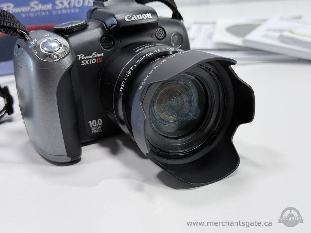 Canon PowerShot SX10 IS 10MP 20x Zoom Digital Camera Bundle