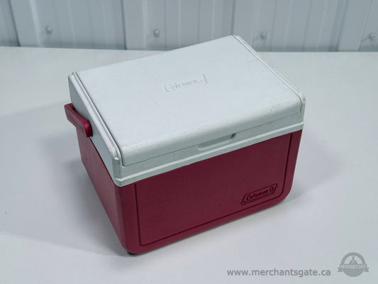 Vintage Coleman Cooler Model 5205 Red White Insulated Ice Chest Camping Picnic