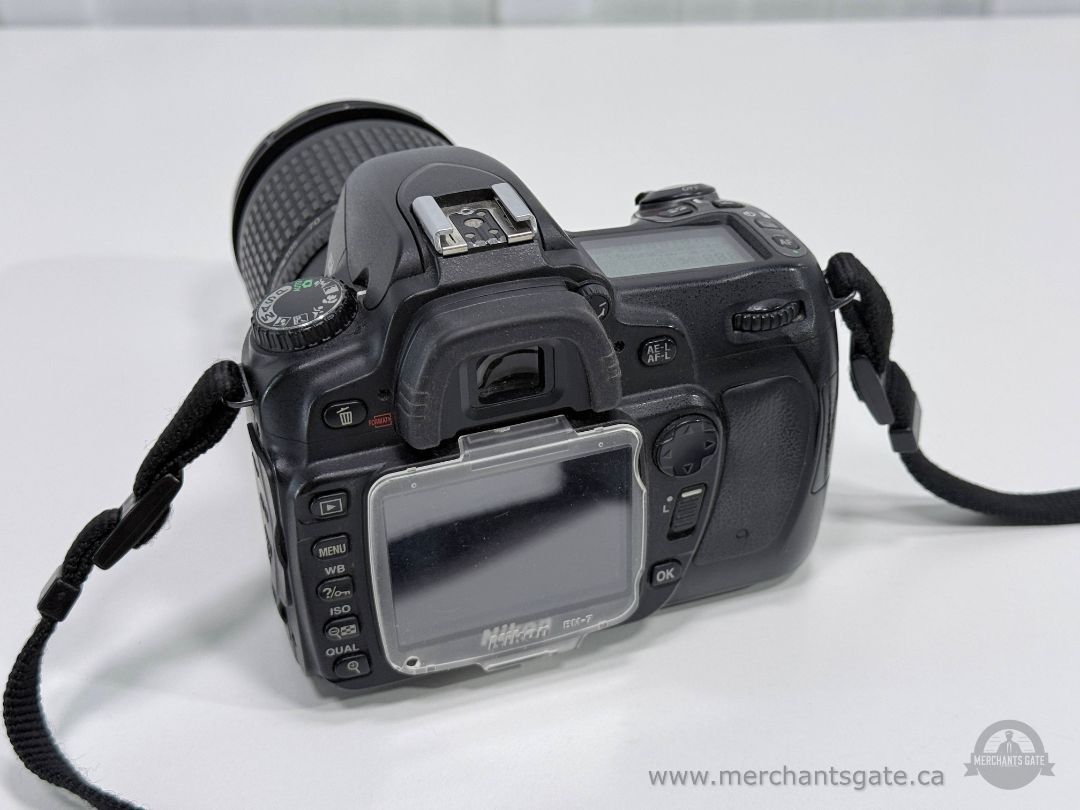 Nikon D80 DSLR Camera w 18-135mm Lens Low Shutter Count 23K Tested