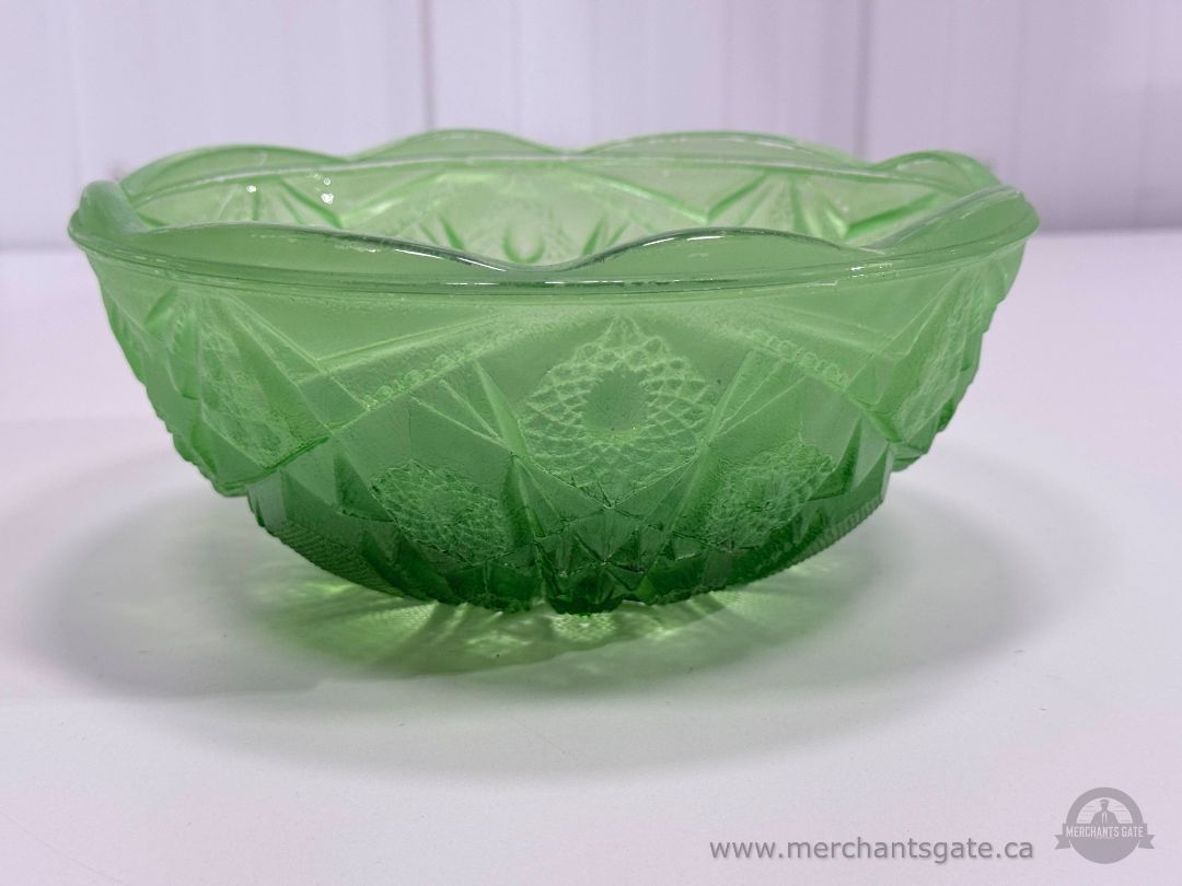Vintage Green Depression Style Pressed Glass Bowl Starburst Pattern Serving Dish
