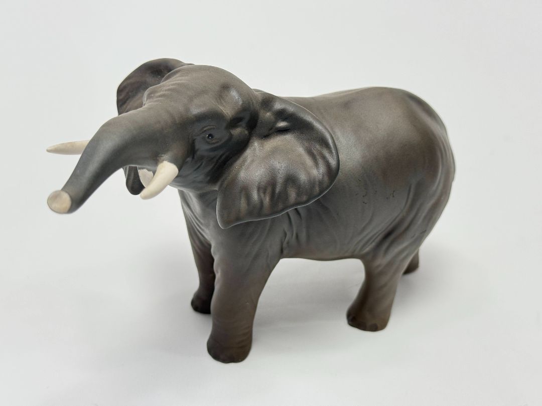 Vintage Beswick England Elephant Figurine – 7" Porcelain, Trunk Up