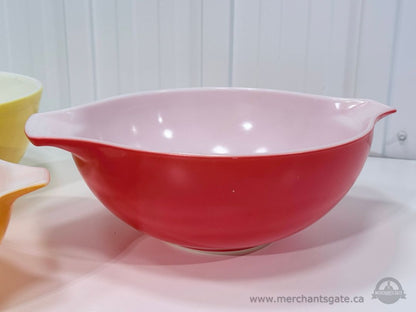 Pyrex Mixing Bowl Set 3 Pieces Mixed Patterns Red Yellow Orange Bowls
