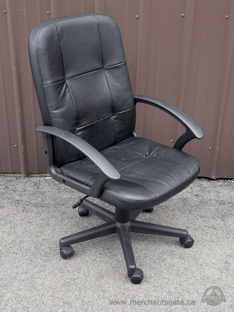 Black Office Chair – Adjustable, Rolling Base