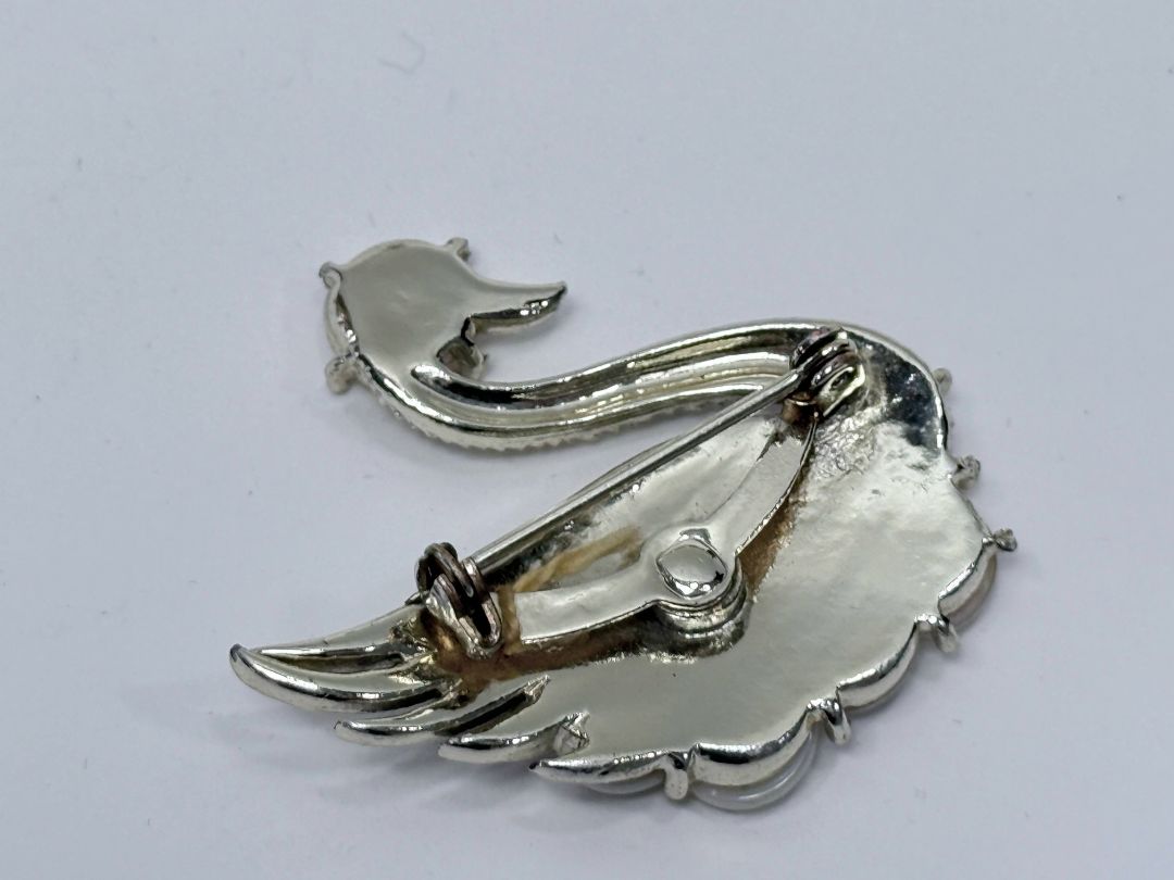 Vintage Swan Brooch Mother of Pearl Inlay Silver Tone Pin 1960s Jewelry