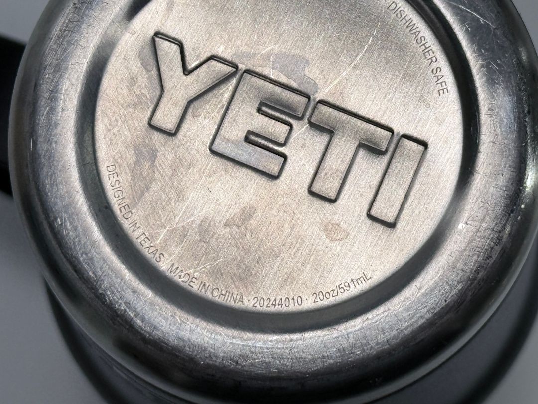 YETI Rambler 20oz Travel Mug Black Insulated Cup w/ Handle Lid Stainless Steel