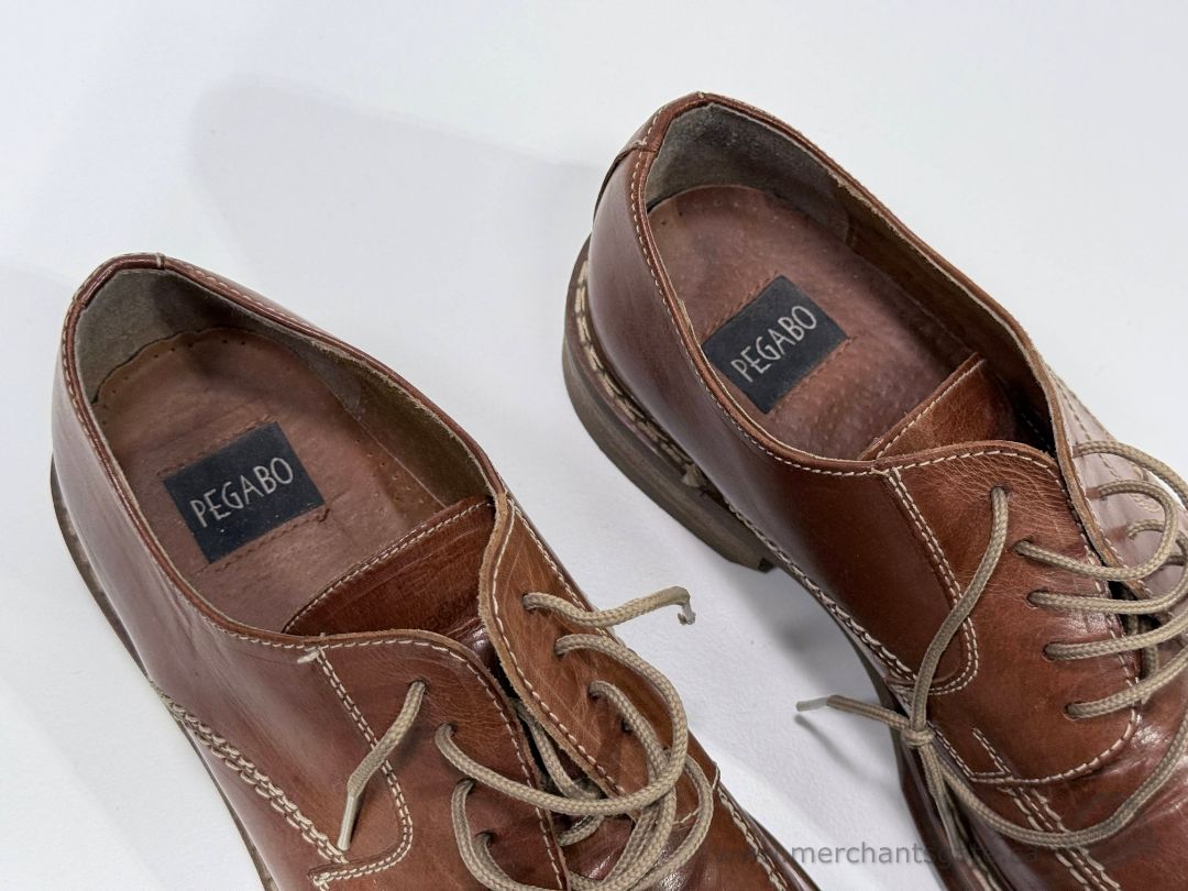 Pegabo Brown Leather Dress Shoes Lace Up Square Toe Made in Romania Size 42