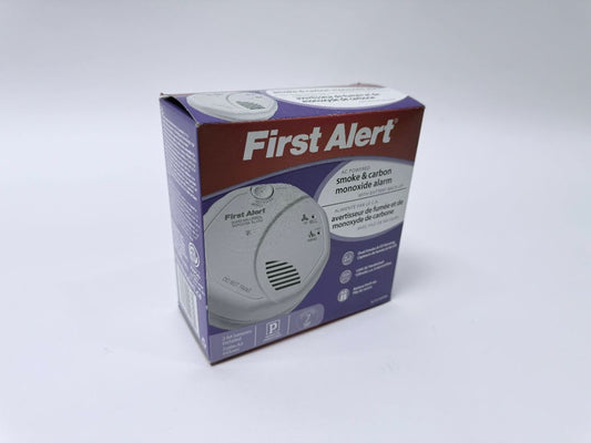 First Alert Smoke And Carbon Monoxide Alarm Ac Powered With Battery Backup New In Box