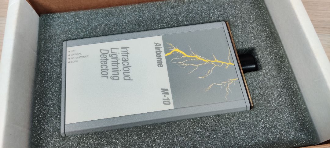 Airborne Research Associates Intracloud Lightning Detetcor M-10 / In Box