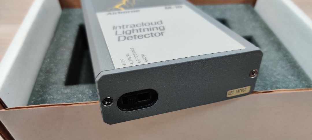 Airborne Research Associates Intracloud Lightning Detetcor M-10 / In Box