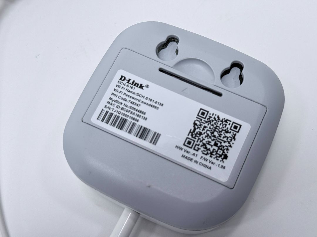 D Link DCH S161 WiFi Smart Water Leak Sensor Battery Backup Alarm Included