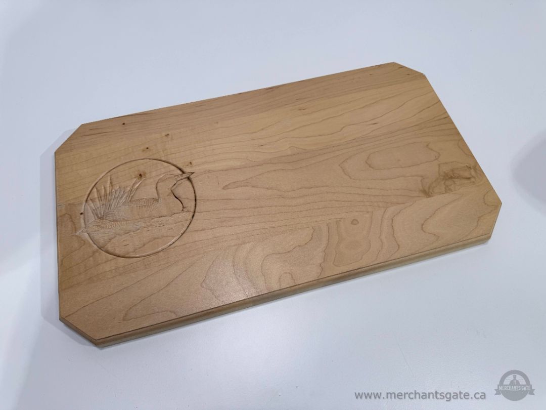 New Canadian Made Solid Wood Goose Carved Serving Board Cutting Board 18"