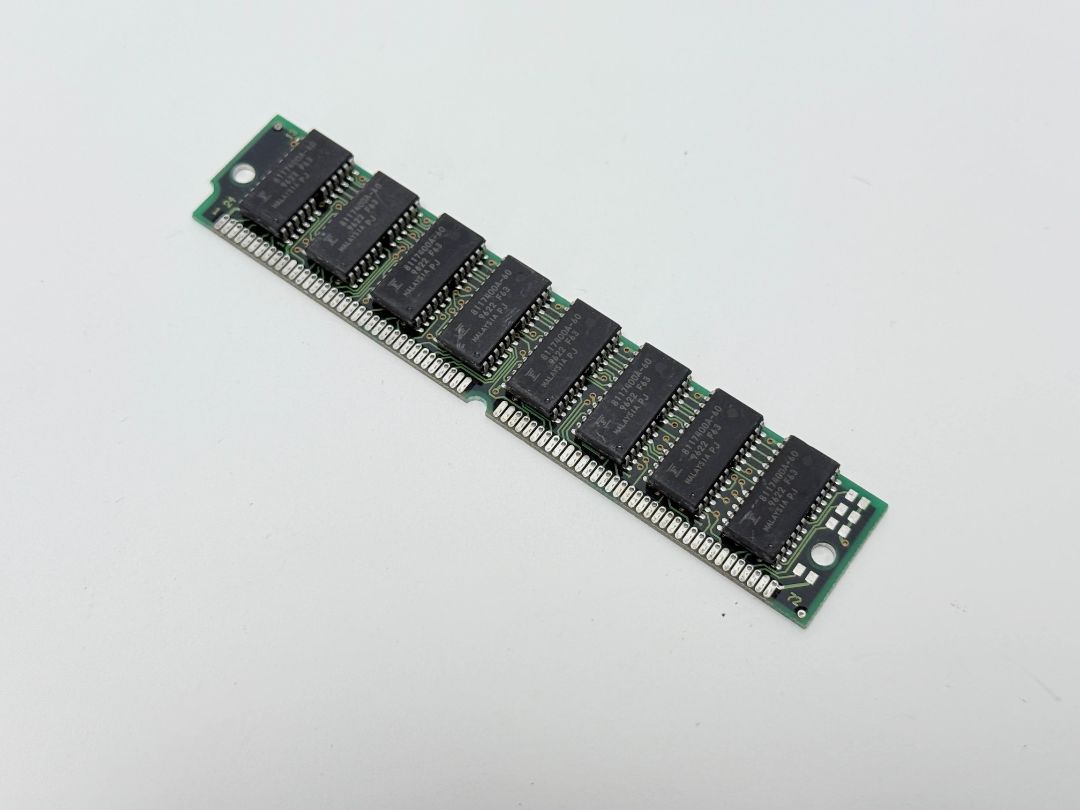 8MB 72 Pin SIMM RAM Module 8117400A 60 FPM Vintage Memory Stick Mid 1990s