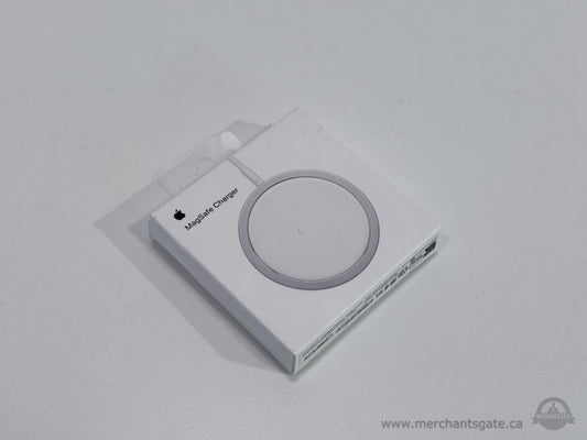 New Apple MagSafe Charger A2140 USB-C Magnetic Wireless Charging Pad
