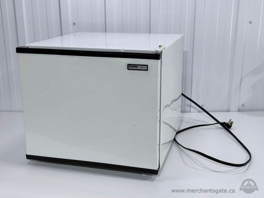 Danby Compact Mini Fridge Cube Refrigerator Dorm Room Office Garage 1.6 cu ft