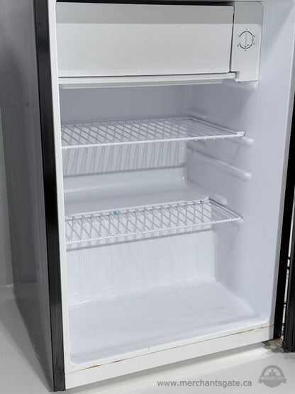 Hamilton Beach 2.7 Cu Ft Compact Refrigerator Mini Fridge Freezer Dorm Office