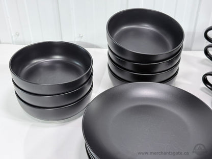 26 Piece Black Stoneware Dish Set Plates Bowls Mugs Strawberry Street