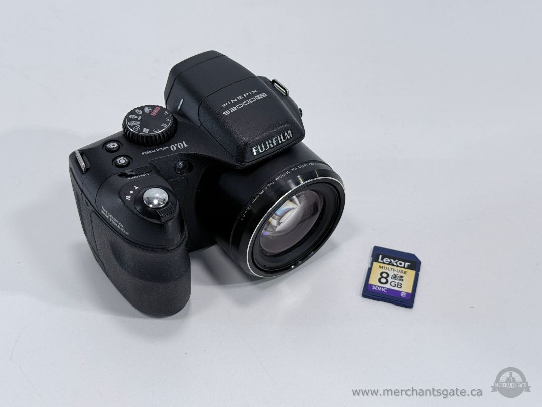 Fujifilm FinePix S2000HD 10MP Digital Camera 15x Zoom SD Card Included
