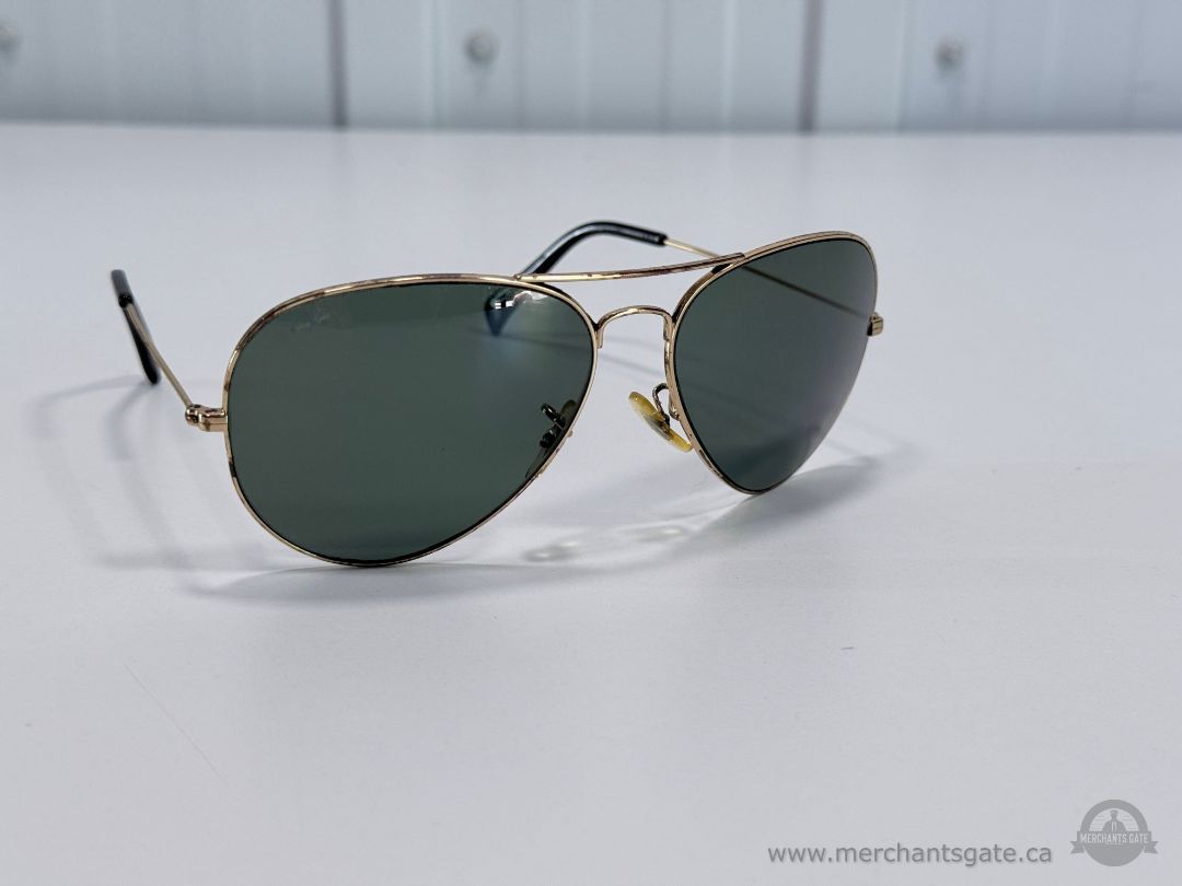 Vintage Ray-Ban Aviator Sunglasses Gold Frame Green Lenses B&L USA 63mm