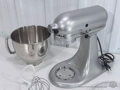 KitchenAid Artisan Stand Mixer Silver 5 Qt Bowl Whisk Paddle Dough Hook