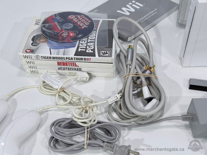 Nintendo Wii Console Bundle 2 Controllers Nunchuks Games Carry Case Tested