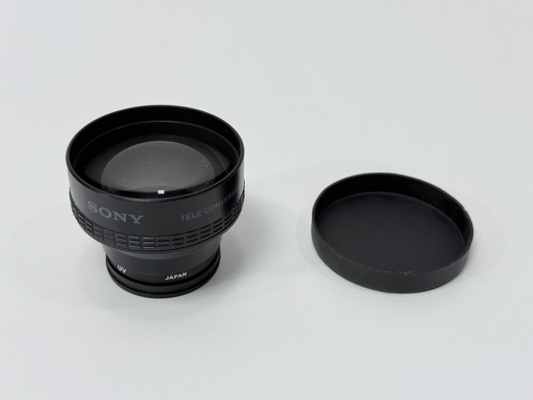 Sony VCL R2037 Tele Conversion Lens Adapter 2x Magnification Made in Japan 1990s
