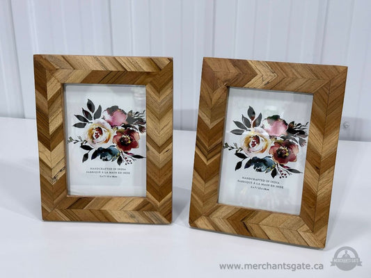 Pair of Solid Wood 5x7 Picture Frames – Handcrafted in India – Chevron Pattern
