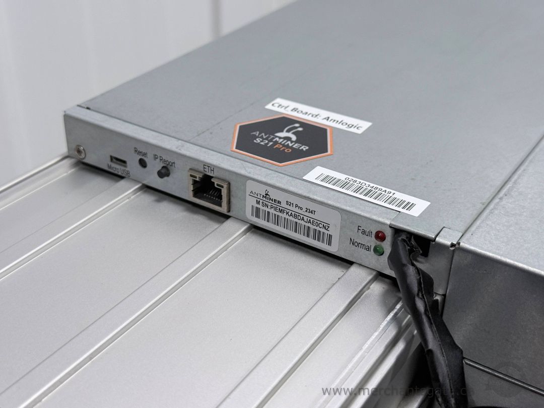 Bitmain Antminer S21 Pro 234T with AC Infinity Ventilation System