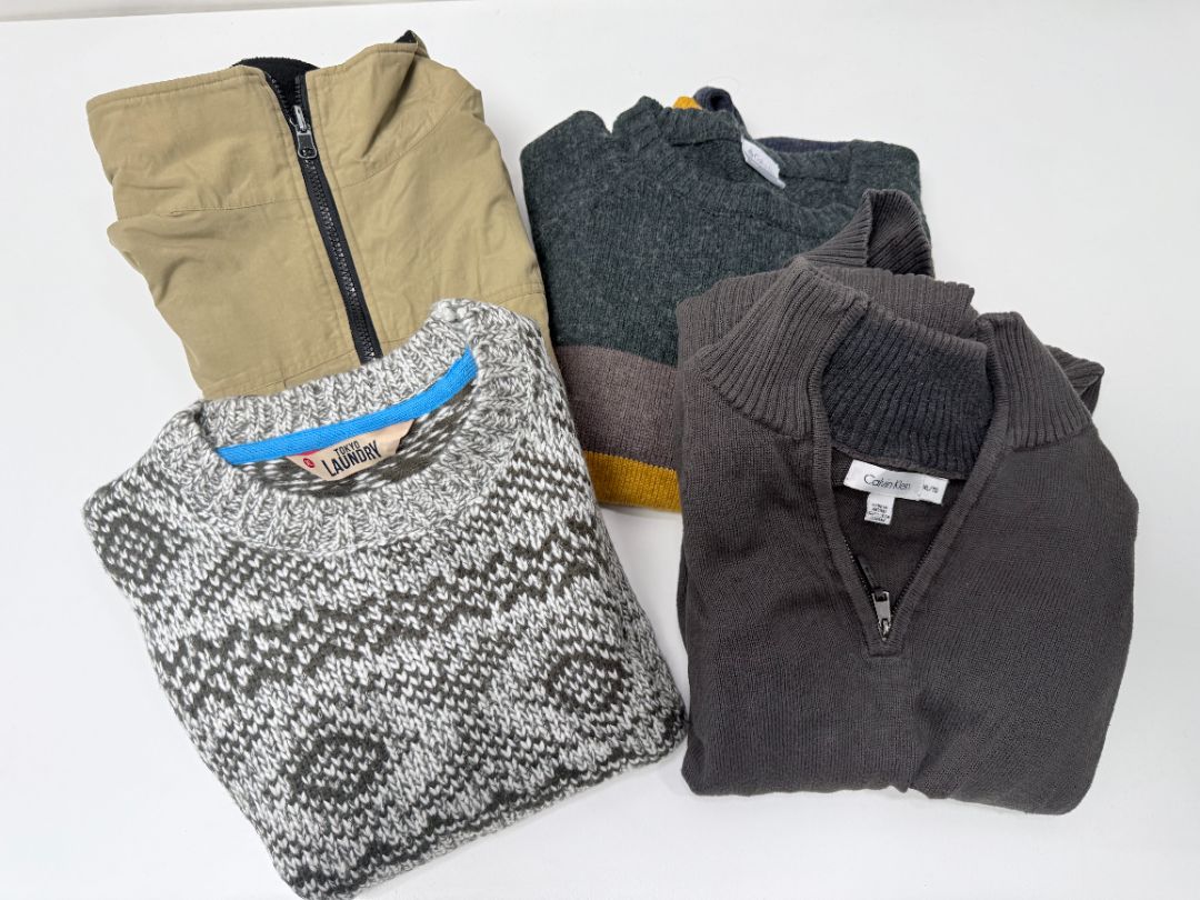 Mens Sweaters Size XL Lot of 4 Plus Vest Warm Casual Pullover Quarter Zip Bundle