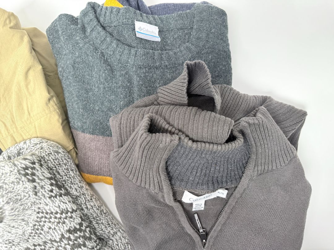 Mens Sweaters Size XL Lot of 4 Plus Vest Warm Casual Pullover Quarter Zip Bundle