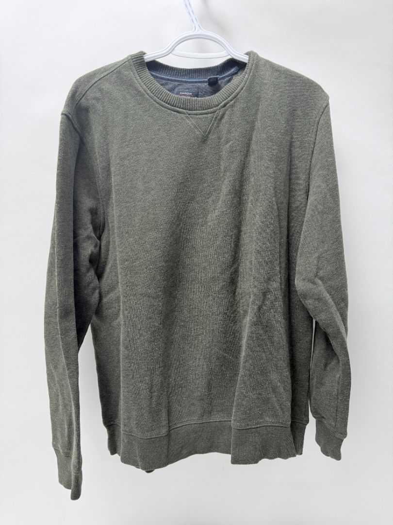 Mens Sweaters Size M Lot of 3 Includes Two Long Sleeve And One Vest