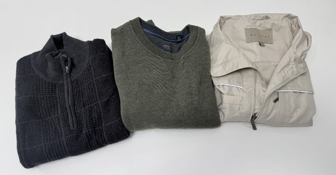 Mens Sweaters Size M Lot of 3 Includes Two Long Sleeve And One Vest