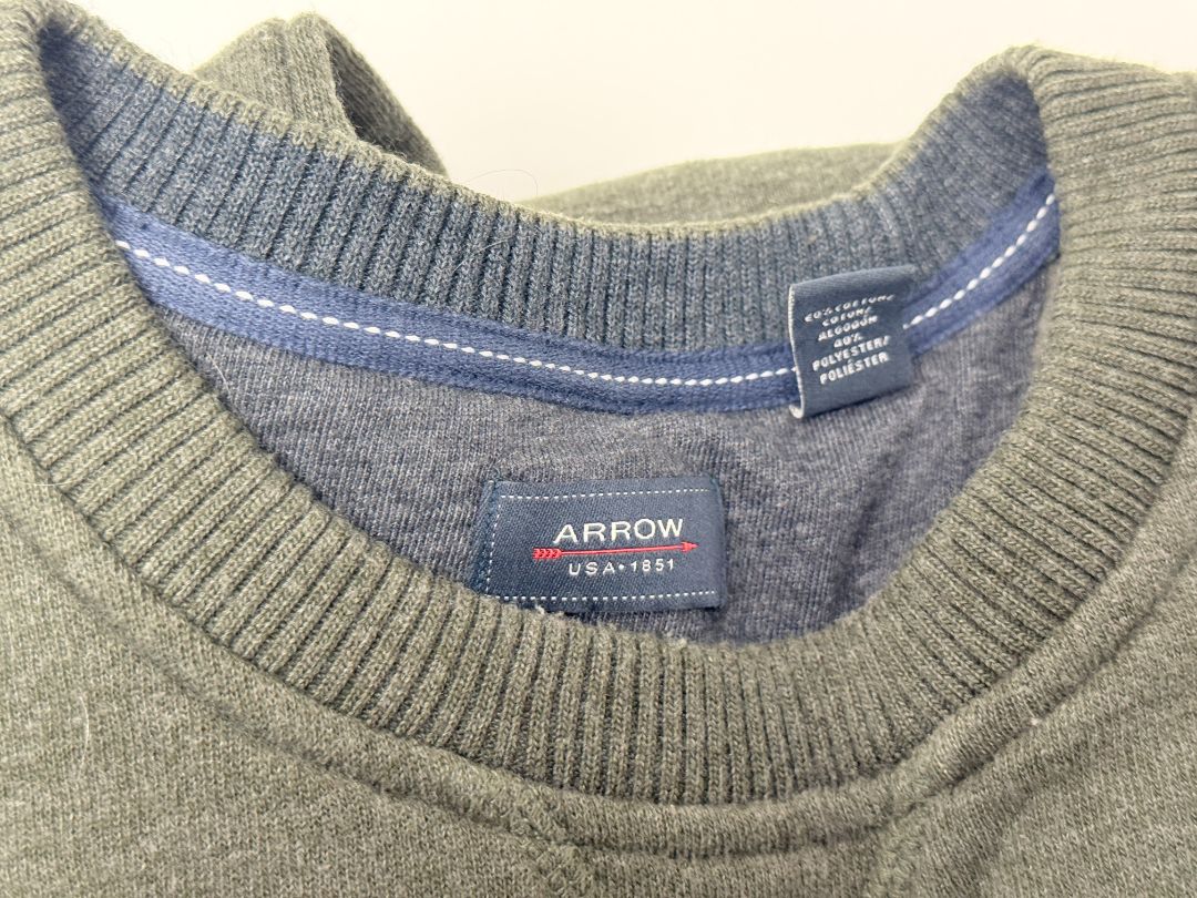 Mens Sweaters Size M Lot of 3 Includes Two Long Sleeve And One Vest
