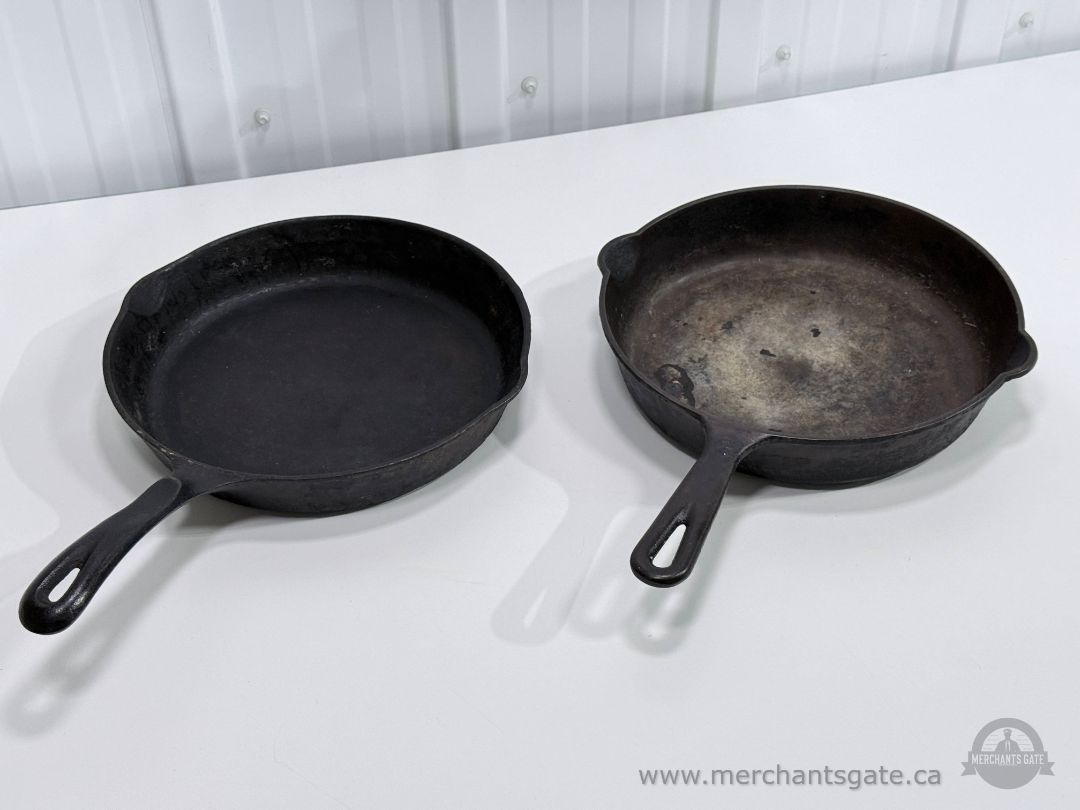 Vintage Wagner & O’Brien Chicago Cast Iron Skillet Frying Pans Set of 2