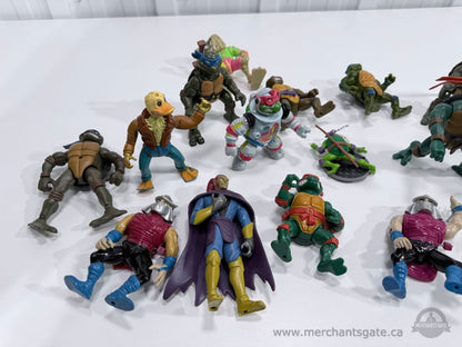 Vintage 1980s 1990s TMNT Teenage Mutant Ninja Turtles Action Figures Lot of 17