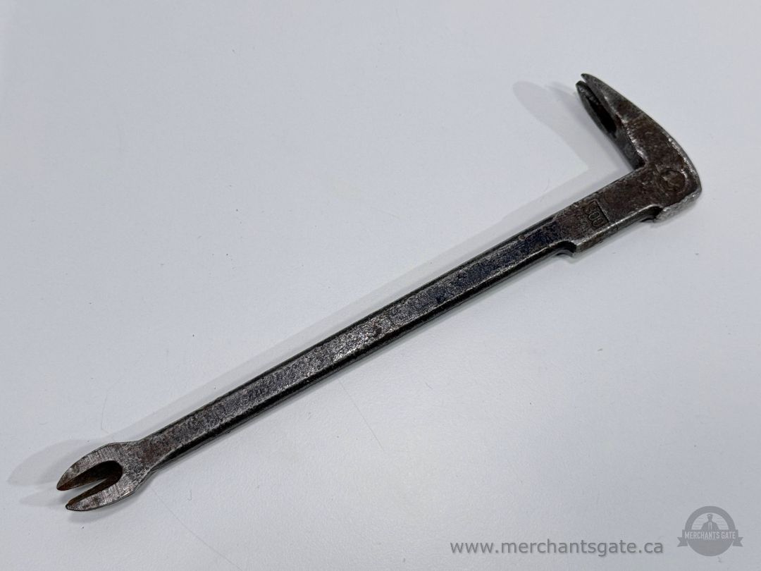 Vintage JPN 620 Japan Steel Nail Puller Double Ended Pry Bar Carpenter Tool