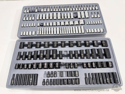 Mastercraft Maximum 400-Piece Socket & Tool Set 4 Trays SAE Metric