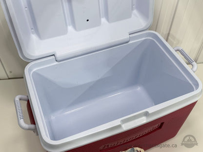Rubbermaid 958J 48 Quart Large Cooler Ice Chest Red White Made in USA