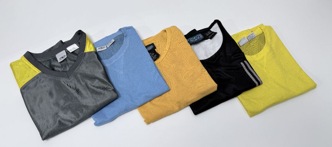 Set of 5 Sport Tanks Size Large Like New