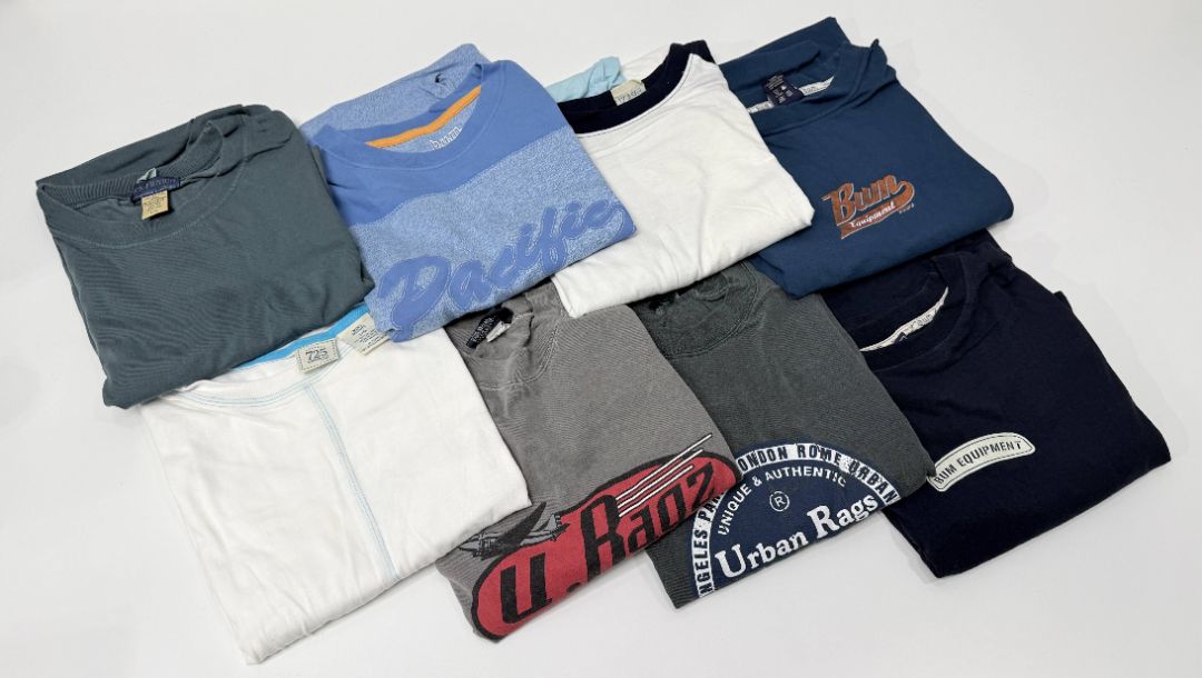 Lot of 8 Early 2000s Size L Tshirts Mixed Colours And Brands EUC