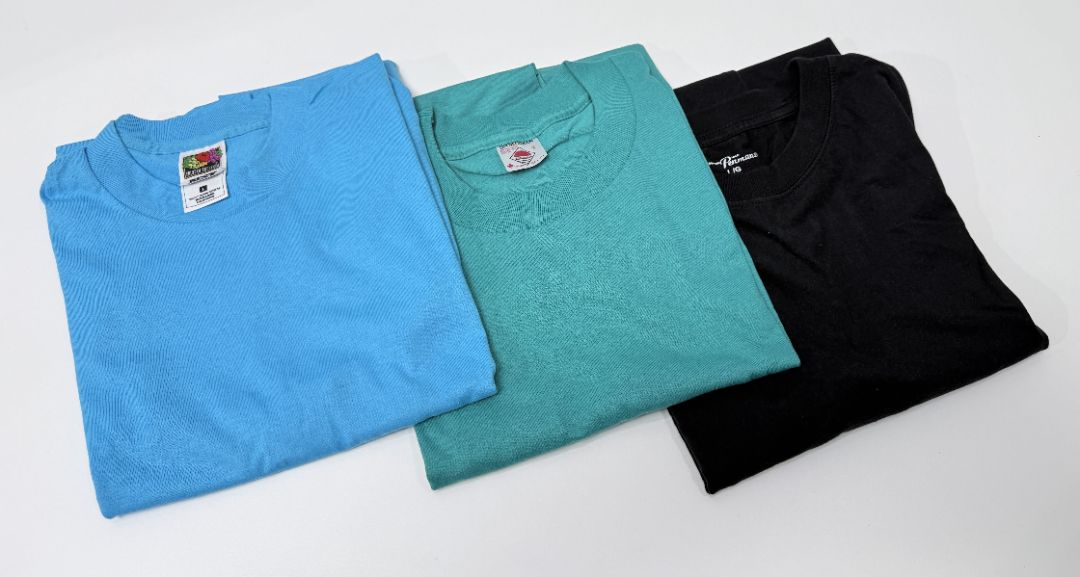 Lot of 3 Size L Short Sleeve Cotton Tshirts Fruit of The Loom Brockum Penmans Mixed Colours