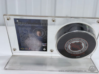 Wayne Gretzky New York Rangers Upper Deck MVP Hockey Card & Puck Display