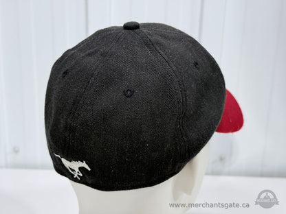 New Era 39THIRTY Ford Mustang Running Horse Logo Hat Cap S/M Black Red