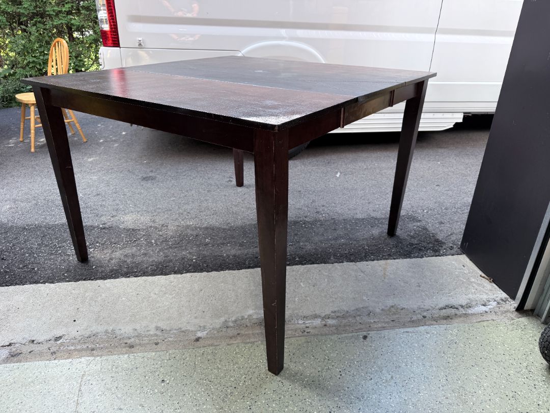 53" Square Extendable Dining Table with Removable Centre Leaf - Project / Usable