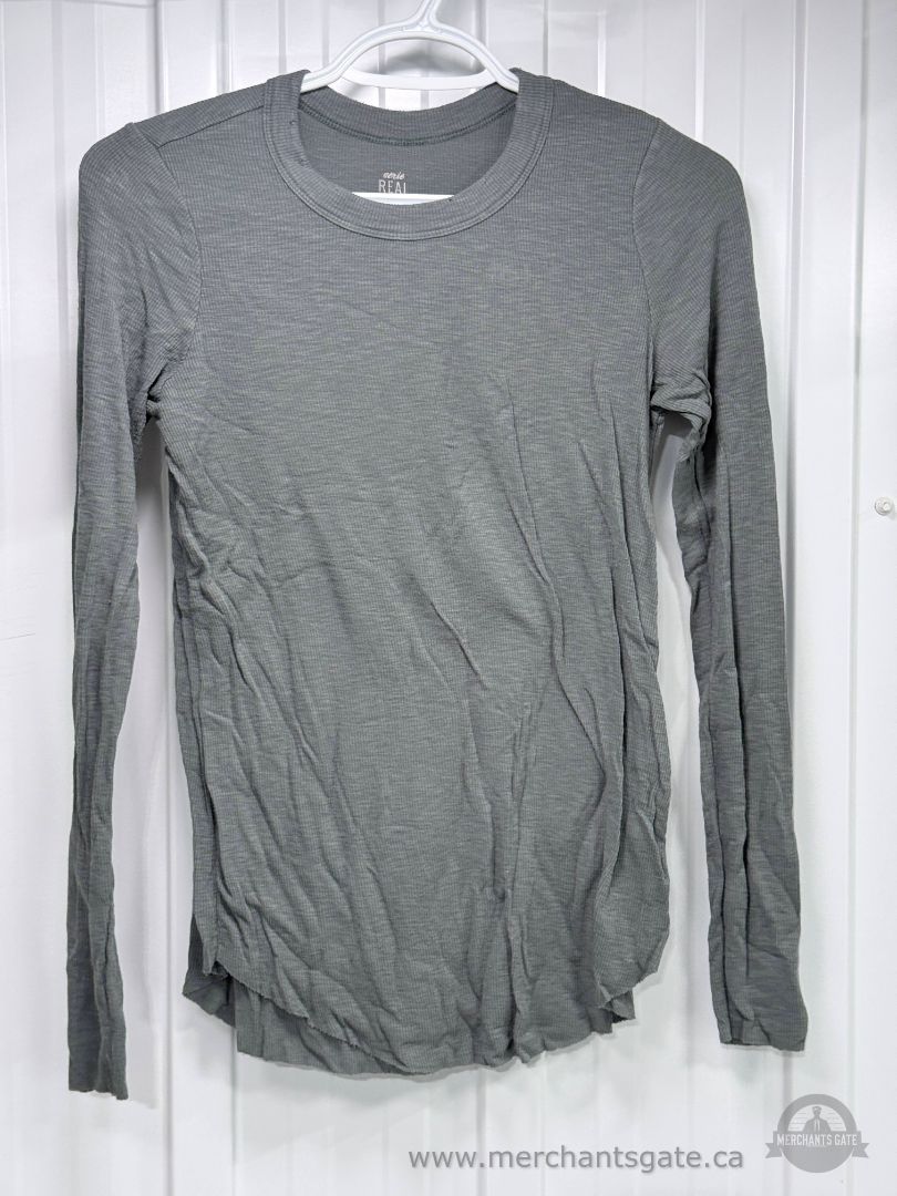 Women's Medium Sweatshirt Long Sleeve Top Lot Columbia Aerie Muskoka Bear Wear 5 Pieces