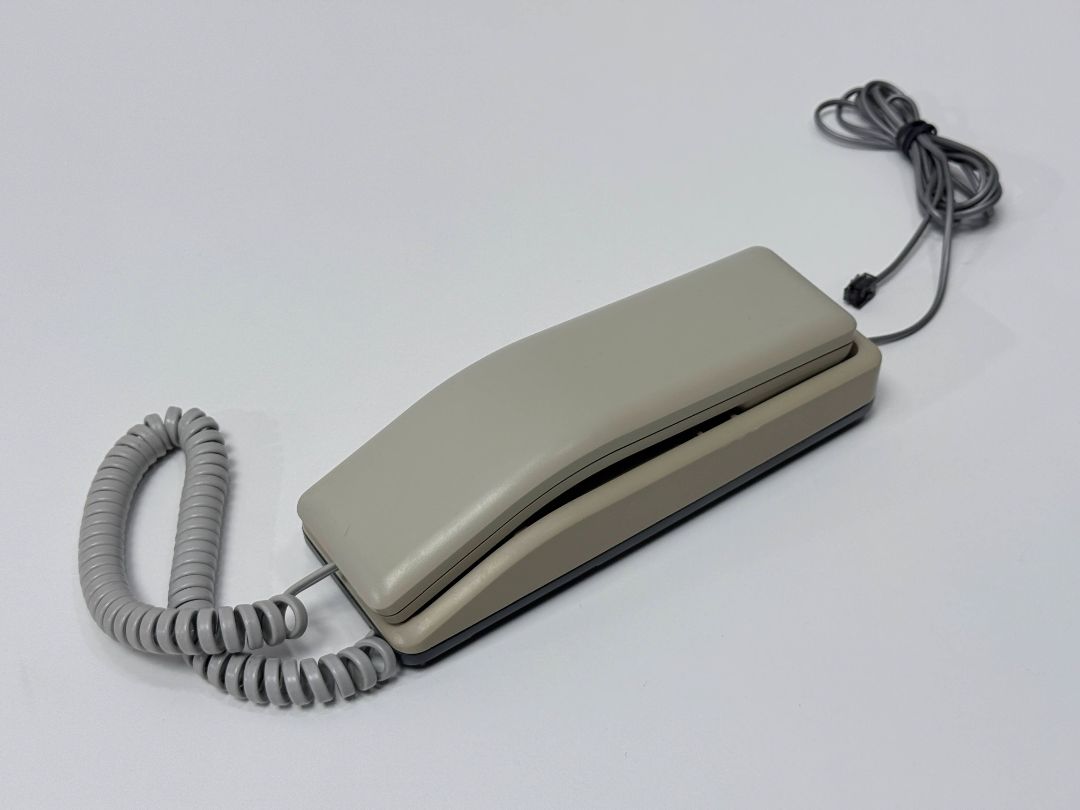Mint ITT Northern Telecom Landline Telephone Made In Canada Vintage Retro Beige Phone